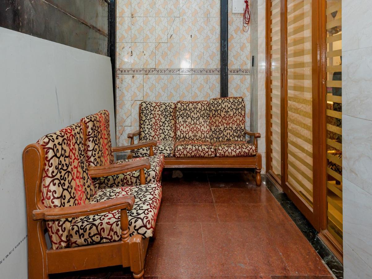 Hotel Kgn Near Cst Railway Station Mumbai And Haj House Mumbai Near Crawford Market Bombaim Exterior foto