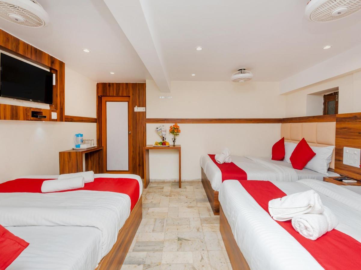 Hotel Kgn Near Cst Railway Station Mumbai And Haj House Mumbai Near Crawford Market Bombaim Exterior foto